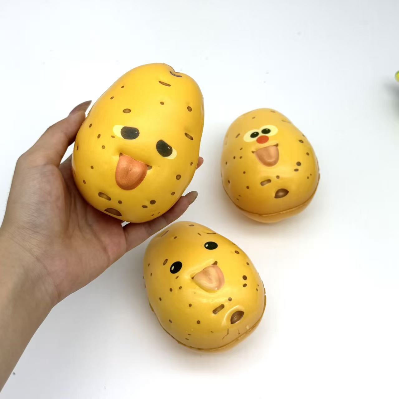 Simpatici giocattoli antistres - Novelty Gifts recensione e prezzo